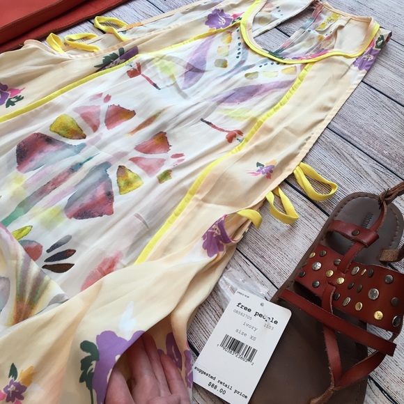 Free People Dream Free Tunic Ivory BNWT XS - Picture 5 of 8